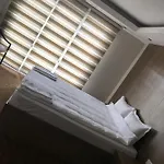 Hotell Ny World 3*