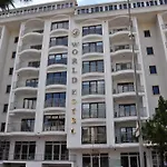 Hotell Ny World 3*
