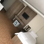 Hotell Ny World 3*