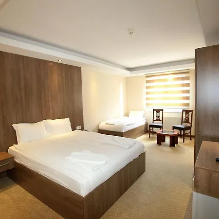 Hotell Ny World