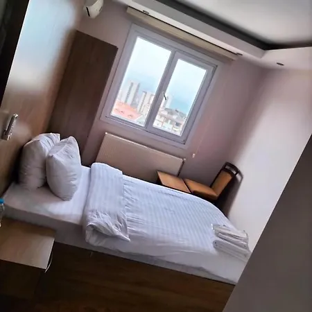 Ny World Hotel
