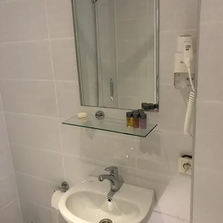 Szálloda Ny World 3*