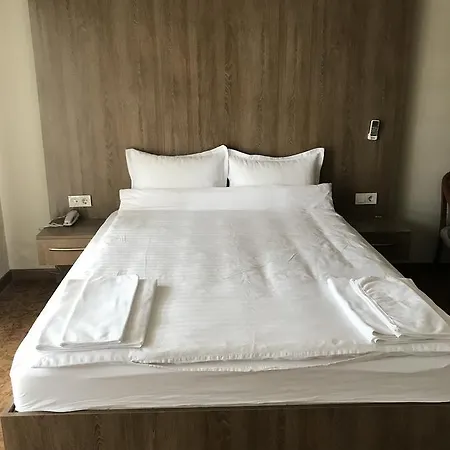 Szálloda Ny World 3*